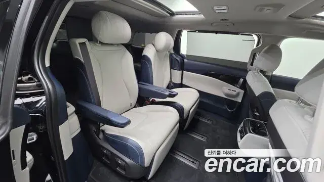 Kia Carnival 2024 — Photo 17/20