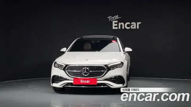 Mercedes-Benz E-Class 2026 — Фото 3/20