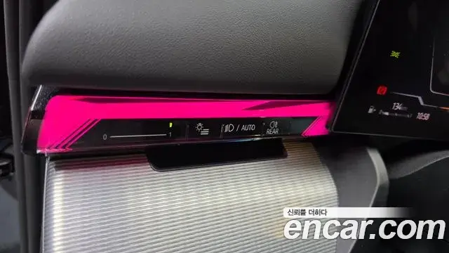 BMW 5 Series 2025 — Photo 13/20