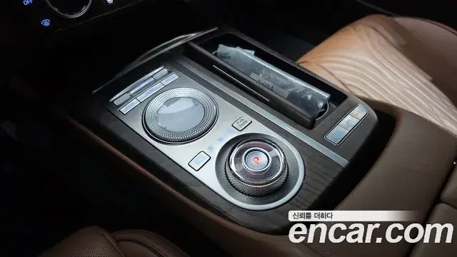 Genesis Electrified G80 2021 — Photo 9/20