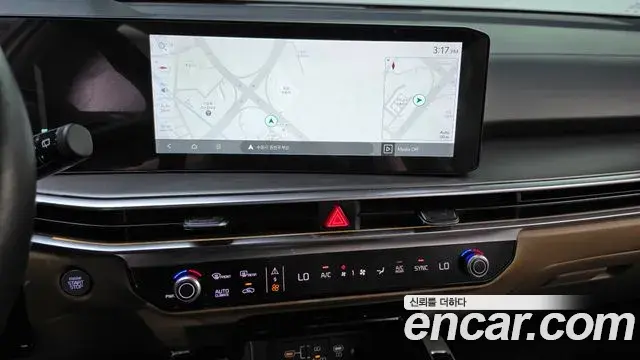 Kia Sorento 2023 — Photo 14/20