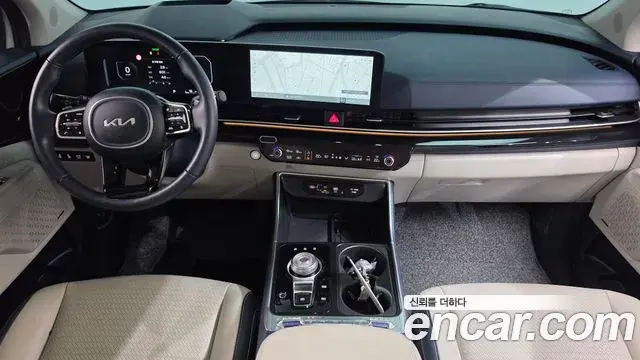 Kia Carnival 2024 — Photo 7/20