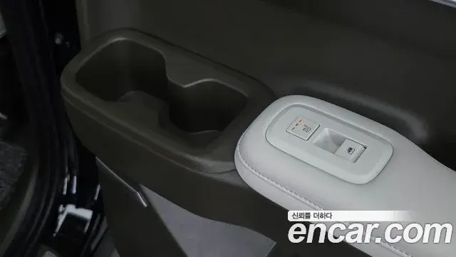 Hyundai Santa Fe 2024 — Photo 19/20