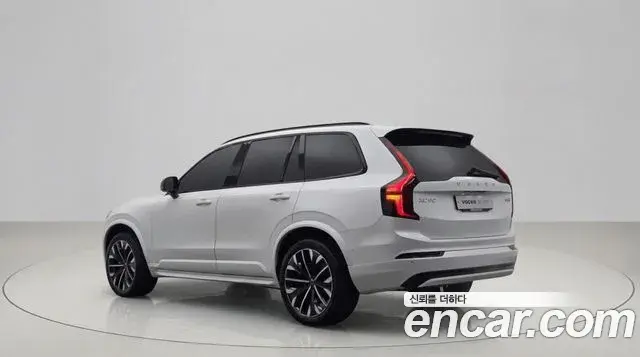 Volvo XC90 2025 — Photo 3/20