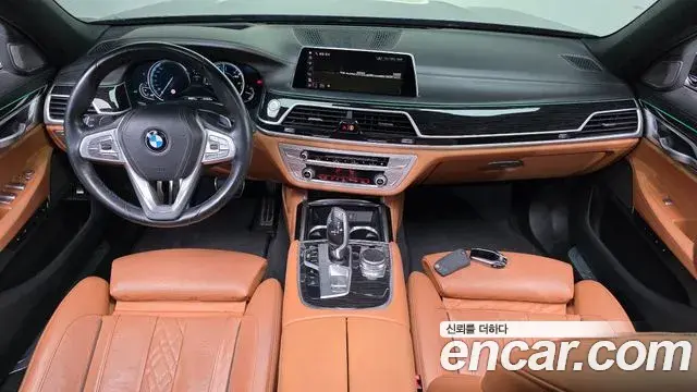 BMW 7 Series 2019 — Photo 7/20