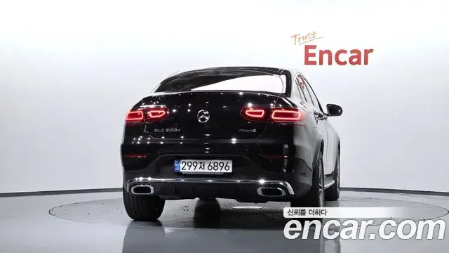Mercedes-Benz GLC-Class 2021 — Photo 4/20
