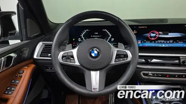 BMW X7 2025 — Photo 13/20