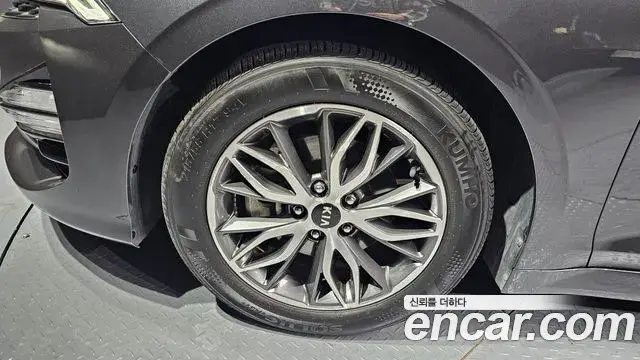 Kia K5 2020 — Şəkil 9/20