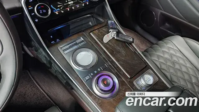 Genesis GV80 2020 — Photo 9/20