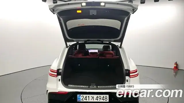 Genesis GV70, 2024