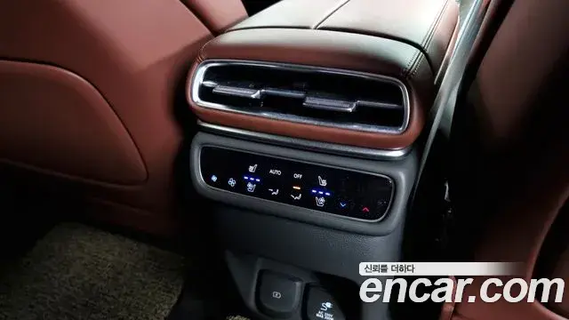Genesis GV80 2023 — Photo 5/20