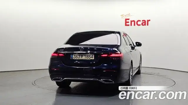 Mercedes-Benz E-Class 2020 — Şəkil 18/20