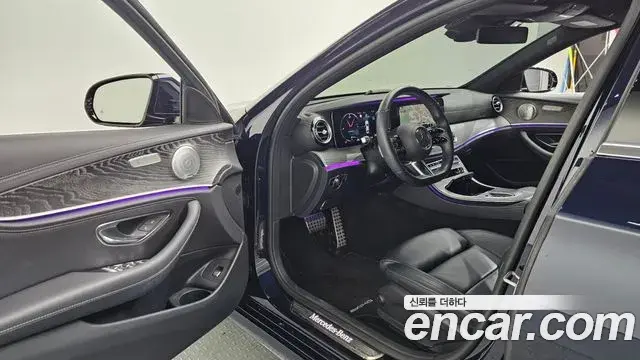 Mercedes-Benz E-Class 2020 — Şəkil 14/20