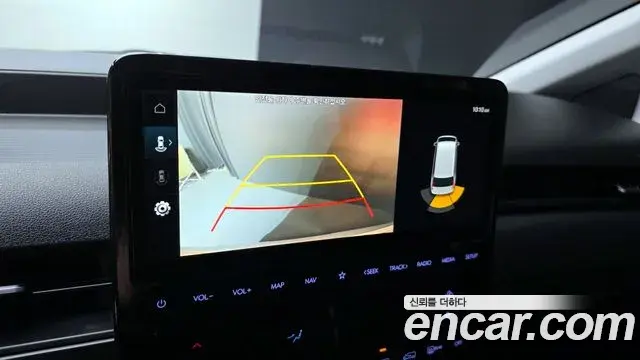 Hyundai Staria 2022 — Фото 17/20