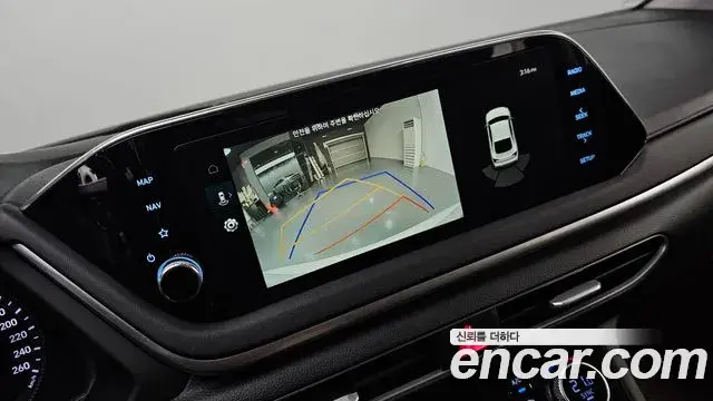Hyundai Sonata Hybrid 2021 — Şəkil 16/20