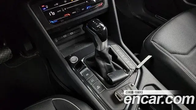 Volkswagen Tiguan Allspace 2022 — Şəkil 6/20