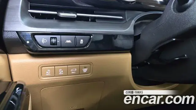 Kia Carnival 2023 — Фото 16/20