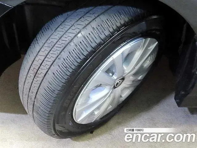 Toyota Prius 2022 — Şəkil 3/19