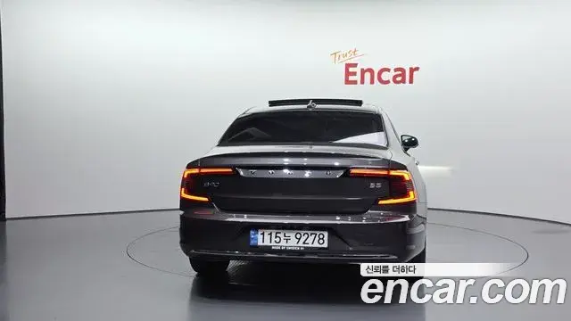 Volvo S90 2022 — Şəkil 8/20