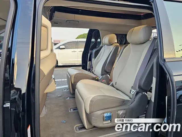 Kia Carnival 2024 — Şəkil 11/20