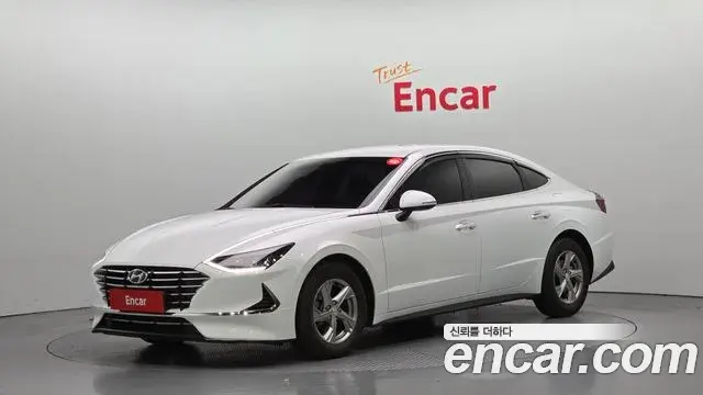 Hyundai Sonata Hybrid 2020 — Photo 9/20