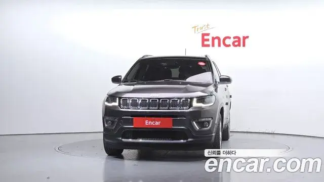Jeep Compass 2021 — Photo 11/20