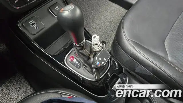 Jeep Compass 2021 — Photo 9/20