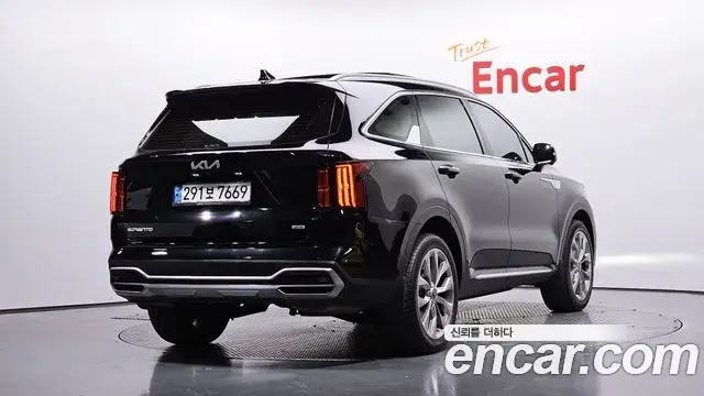 Kia Sorento 2023 — ფოტო 14/20