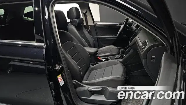 Volkswagen Tiguan Allspace 2022 — Şəkil 10/21