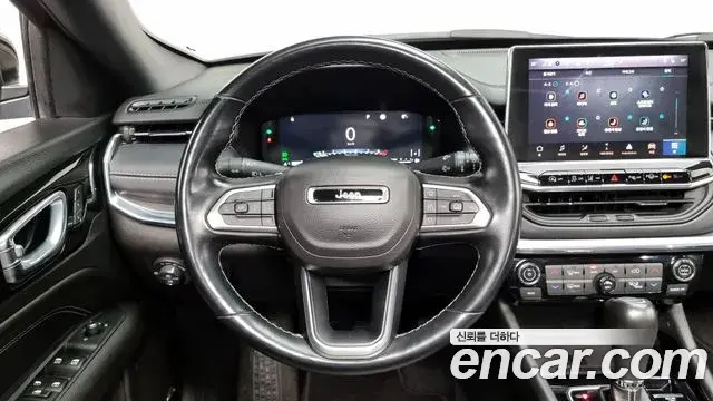 Jeep Compass 2022 — ფოტო 7/20