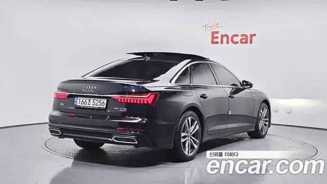 Audi A6 2022 — Фото 2/20