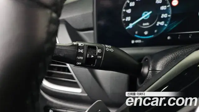 Kia Seltos 2023 — Şəkil 6/20