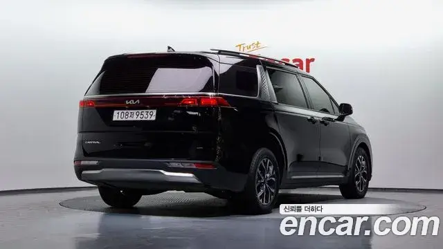 Kia Carnival, 2022