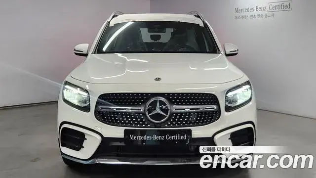 Mercedes-Benz GLB-Class 2025 — ფოტო 10/18