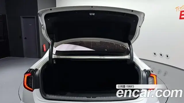 Hyundai Sonata Hybrid 2022 — Şəkil 18/20