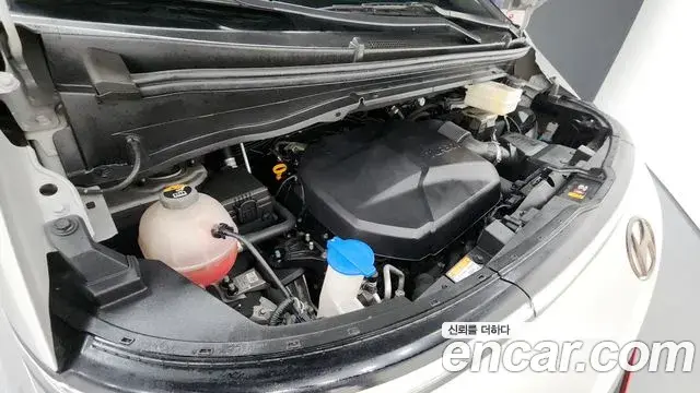 Hyundai Staria 2021 — ფოტო 12/20