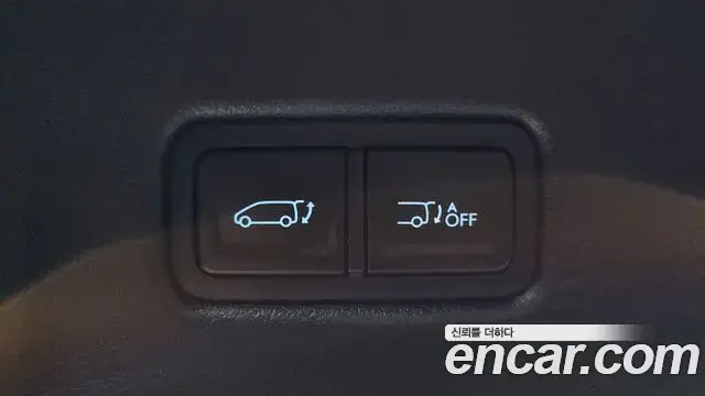 Hyundai Staria 2021 — ფოტო 5/20
