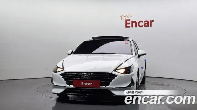 Hyundai Sonata Hybrid 2020 — ფოტო 4/20