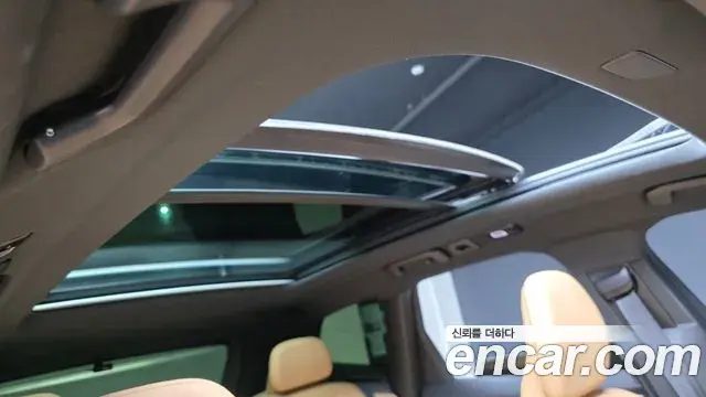 Volvo XC60 2023 — Şəkil 9/20