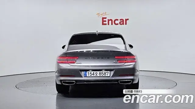 Genesis G80 2023 — Photo 18/20