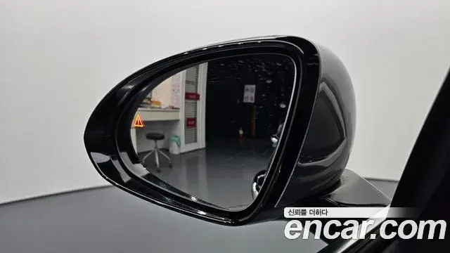 Genesis G80 2023 — Photo 19/20