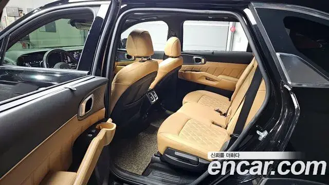 Kia Sorento 2020 — Фото 11/20