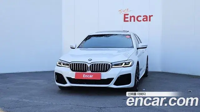 BMW 5 Series 2022 — Şəkil 8/20