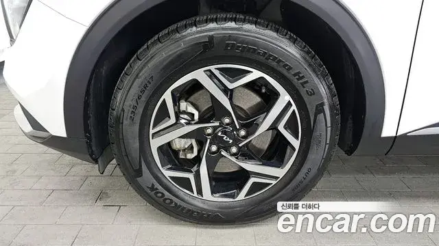 Kia Sportage 2022 — Photo 11/20