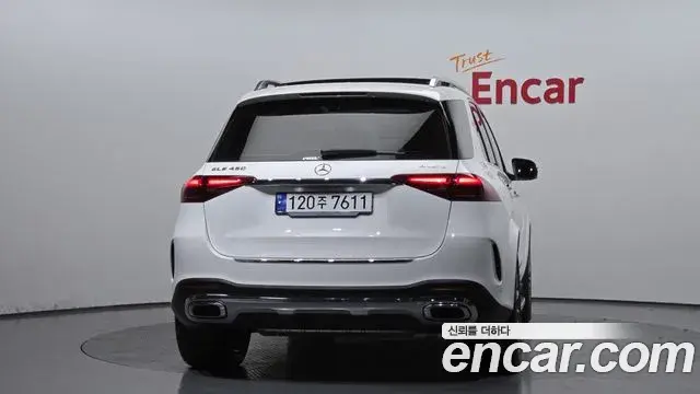 Mercedes-Benz GLE-Class 2024 — Şəkil 12/20
