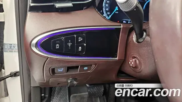 Genesis GV70 2021 — ფოტო 4/20