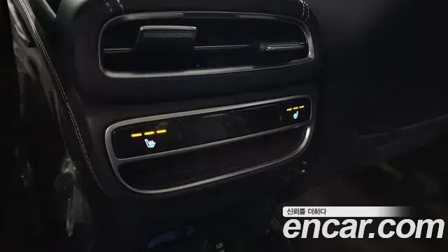 Genesis GV80 2021 — ფოტო 12/20