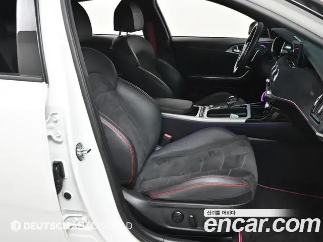 Kia Stinger Meister 2022 — Şəkil 10/20