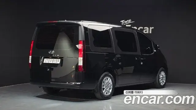 Hyundai Staria 2022 — Şəkil 9/20