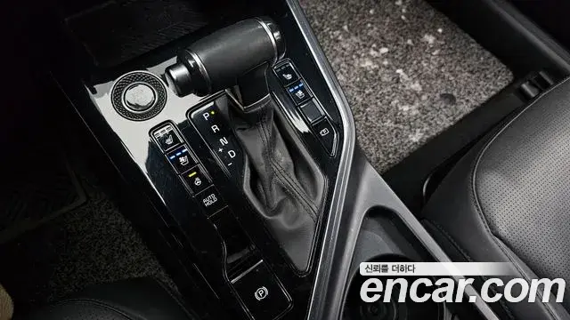 Kia Niro 2022 — Şəkil 9/20